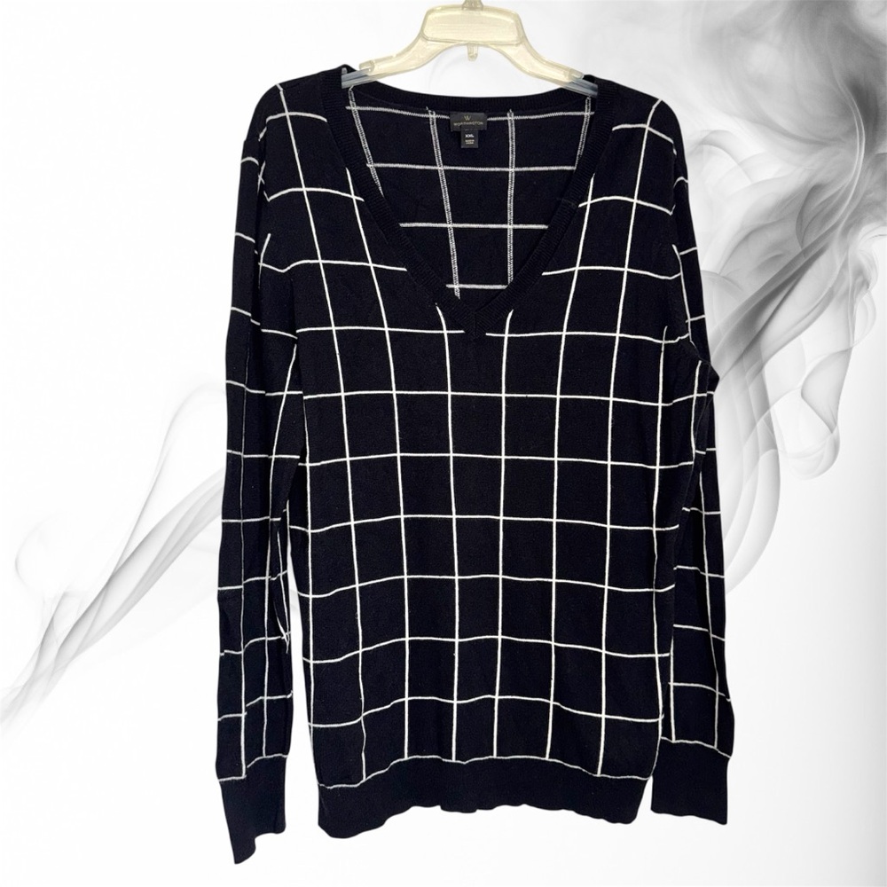 Worthington Black V-Neck Windowpane Grid Sweater